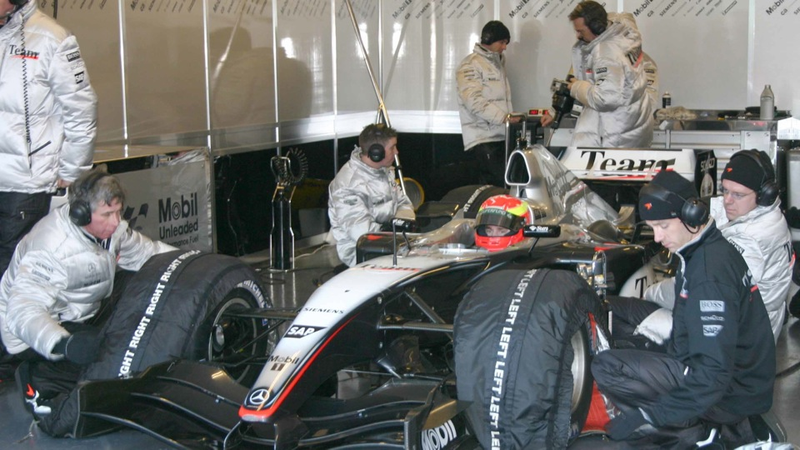 Illustration for article titled How I Got To Drive A Real McLaren Formula One Car